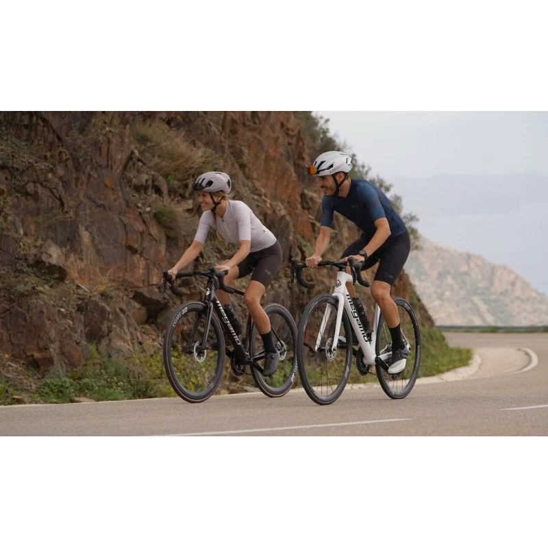 Bici Da Corsa MEGAMO RAISE 10 Disk In Carbonio SHIMANO ULTEGRA 11v - immagine 2